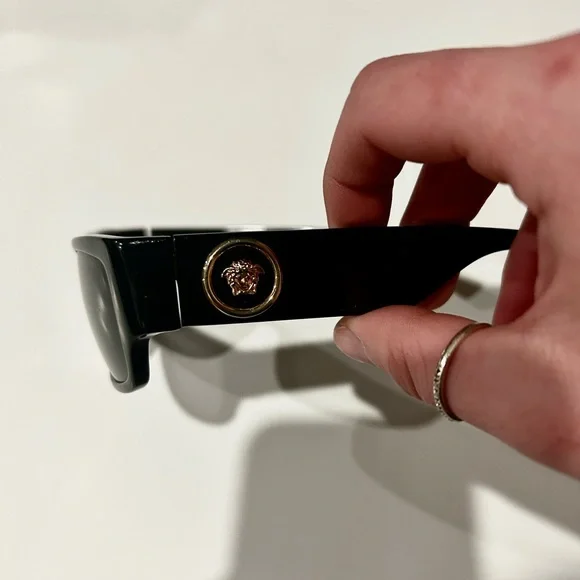 VERSACE SUNGLASSES - Picture 3 of 8